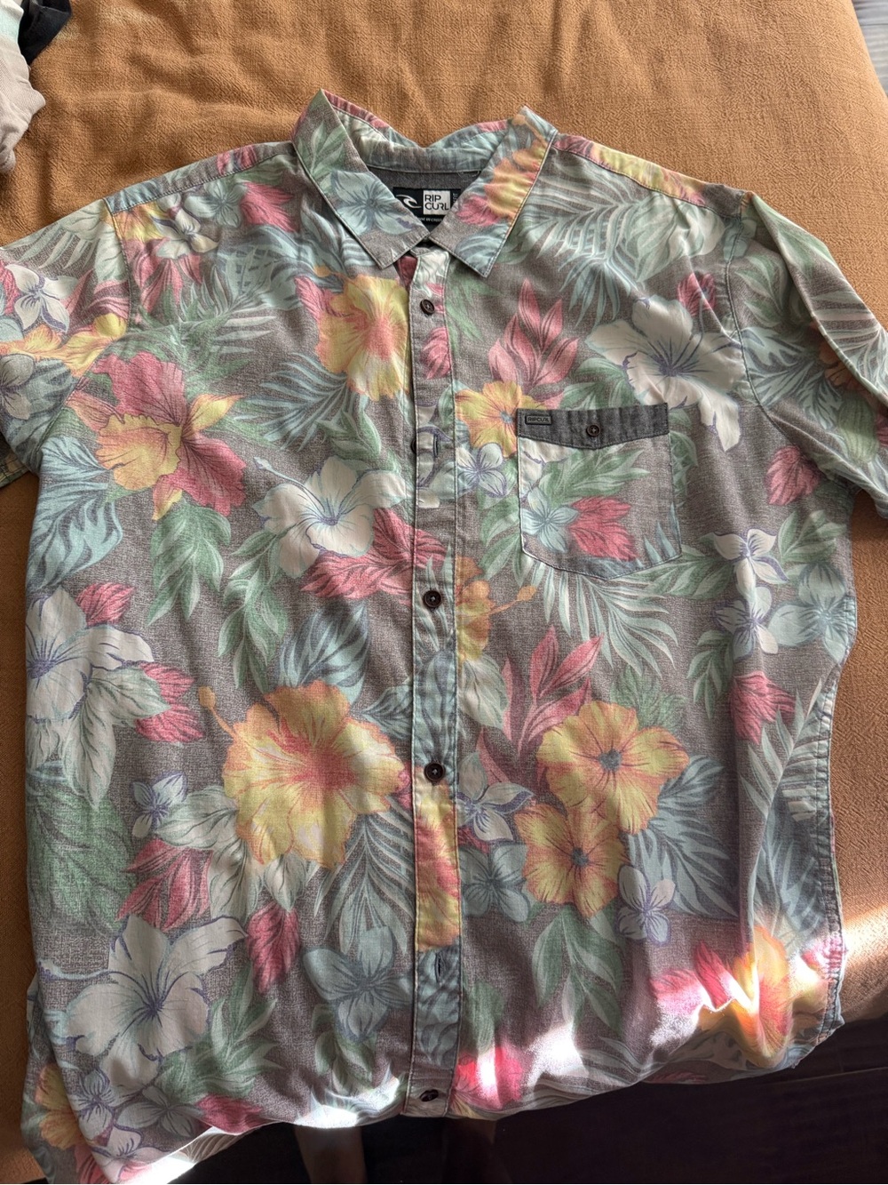 Rip Curl Men’s Tropical Floral Short-Sleeve Button-Down Shirt - Multi Pastel